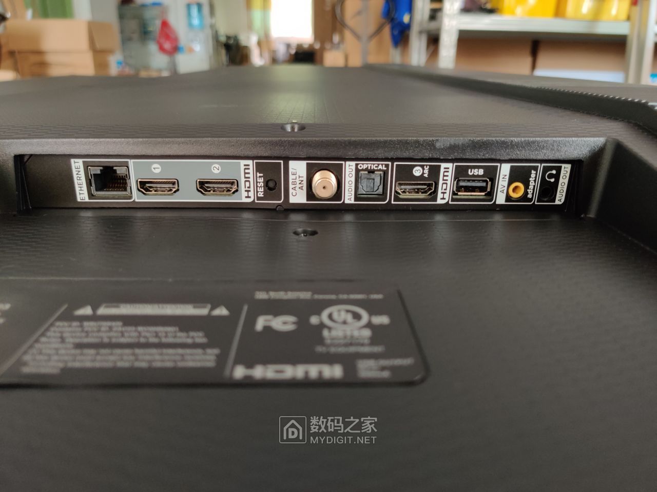 万元左右tcl85寸电视,tcl55寸全面屏电视评测