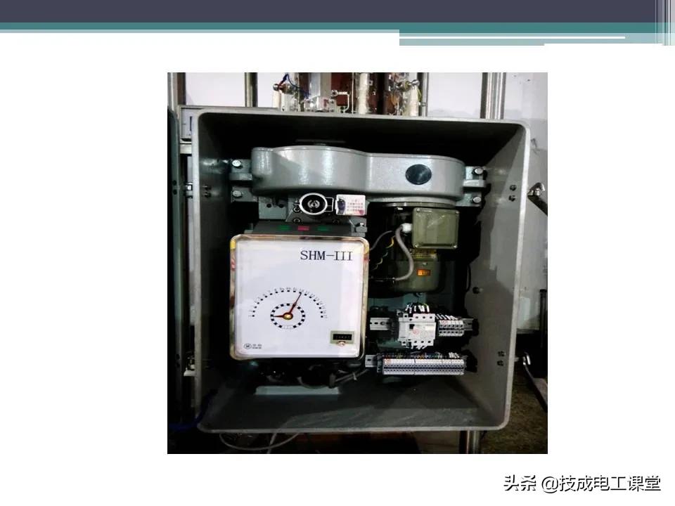 变压器无载分接开关内部构造,油浸式变压器的结构ppt