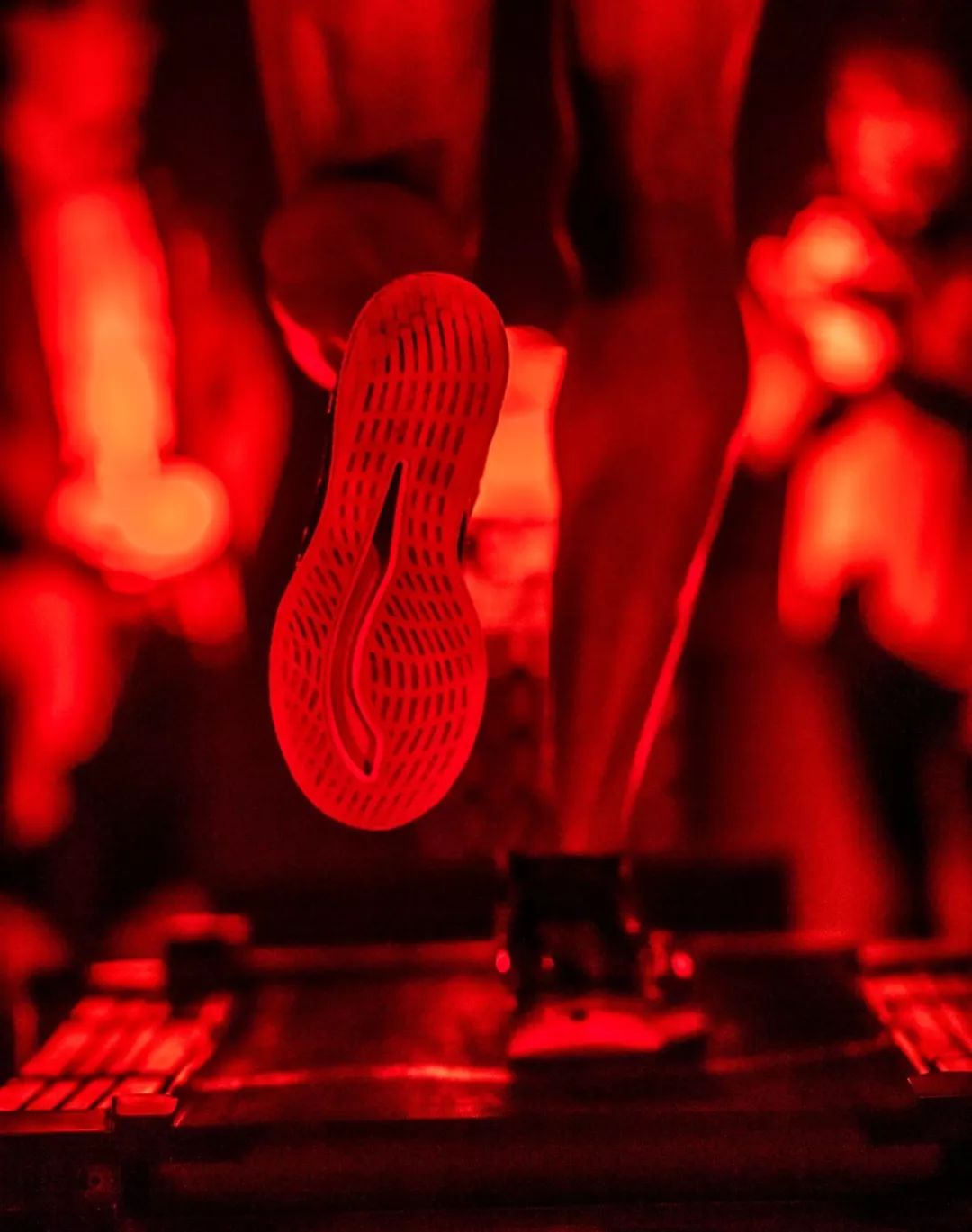 亚瑟士跑鞋矩阵图解,亚瑟士最强跑鞋metarise