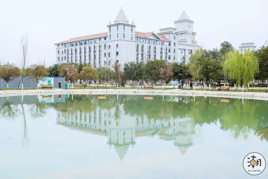 閿﹀煄鐨囧璐垫棌瀛﹂櫌,鎴愰兘閿﹀煄璐垫棌瀛﹂櫌