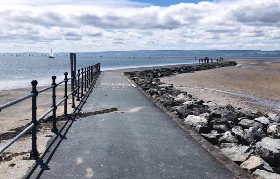 等一个人陪自己去利物浦,等一个人陪我去利物浦