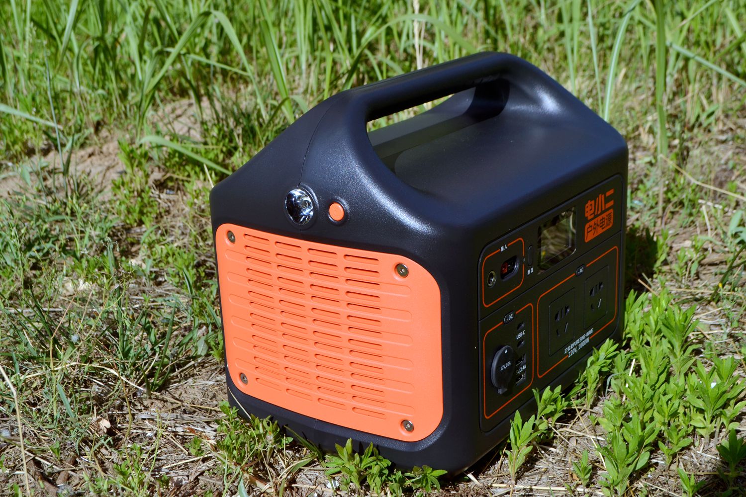 发电机对比户外电源,小型发电机和户外电源优缺点