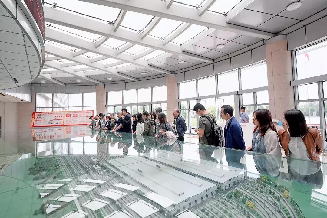 啥？港澳的校长们组团来高铁梦工厂取经