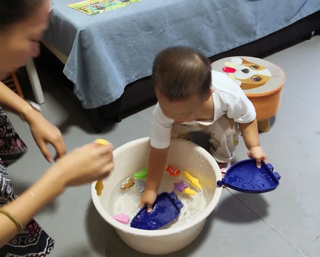 亲爱的袁子墨:爸爸的第二个父亲节也陪你一起度过哦