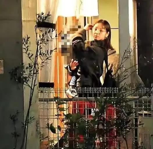 佐佐木希与丈夫近照,佐佐木希和丈夫结婚了吗