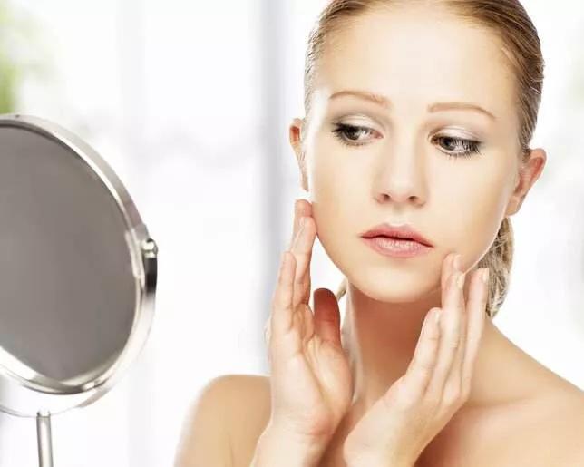 擦护肤品后皮肤刺痛是什么原因？