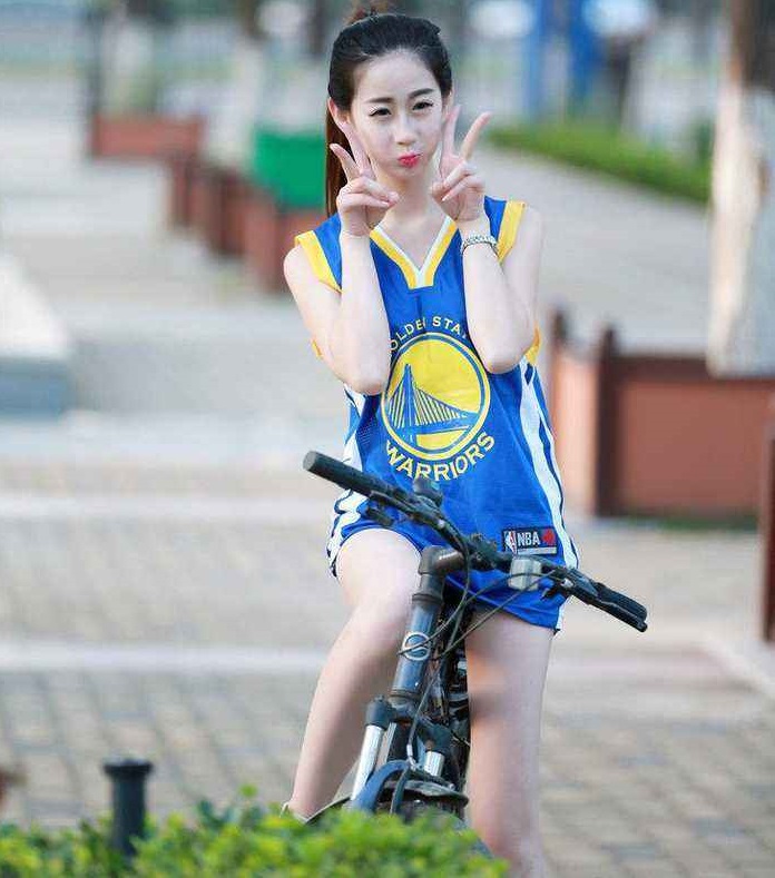 女生穿杜兰特35号勇士球衣图片,女生穿杜兰特7号球衣