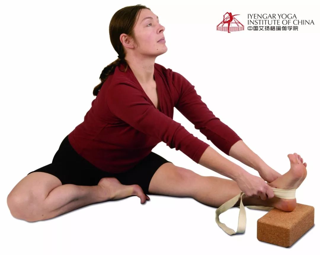 如何让自己走出产后抑郁,产后修复盆底肌的瑜伽体式