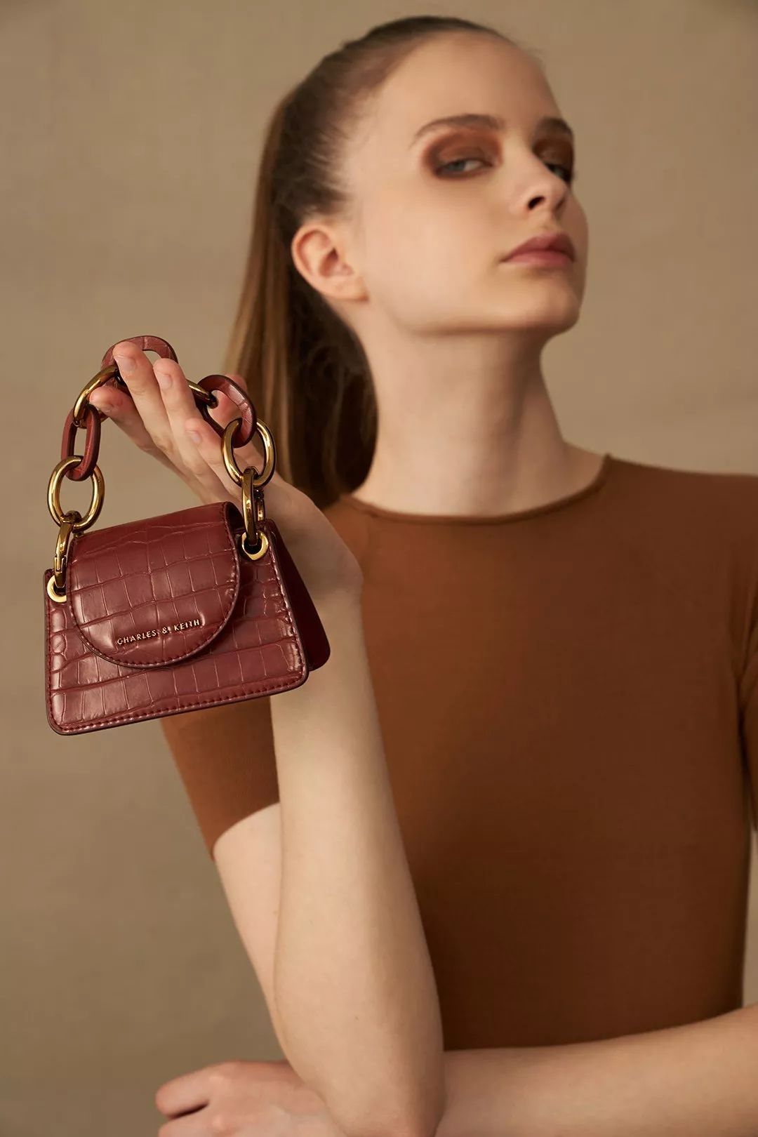 小ck2019简约小方包包,小ck哪款包包好看火爆