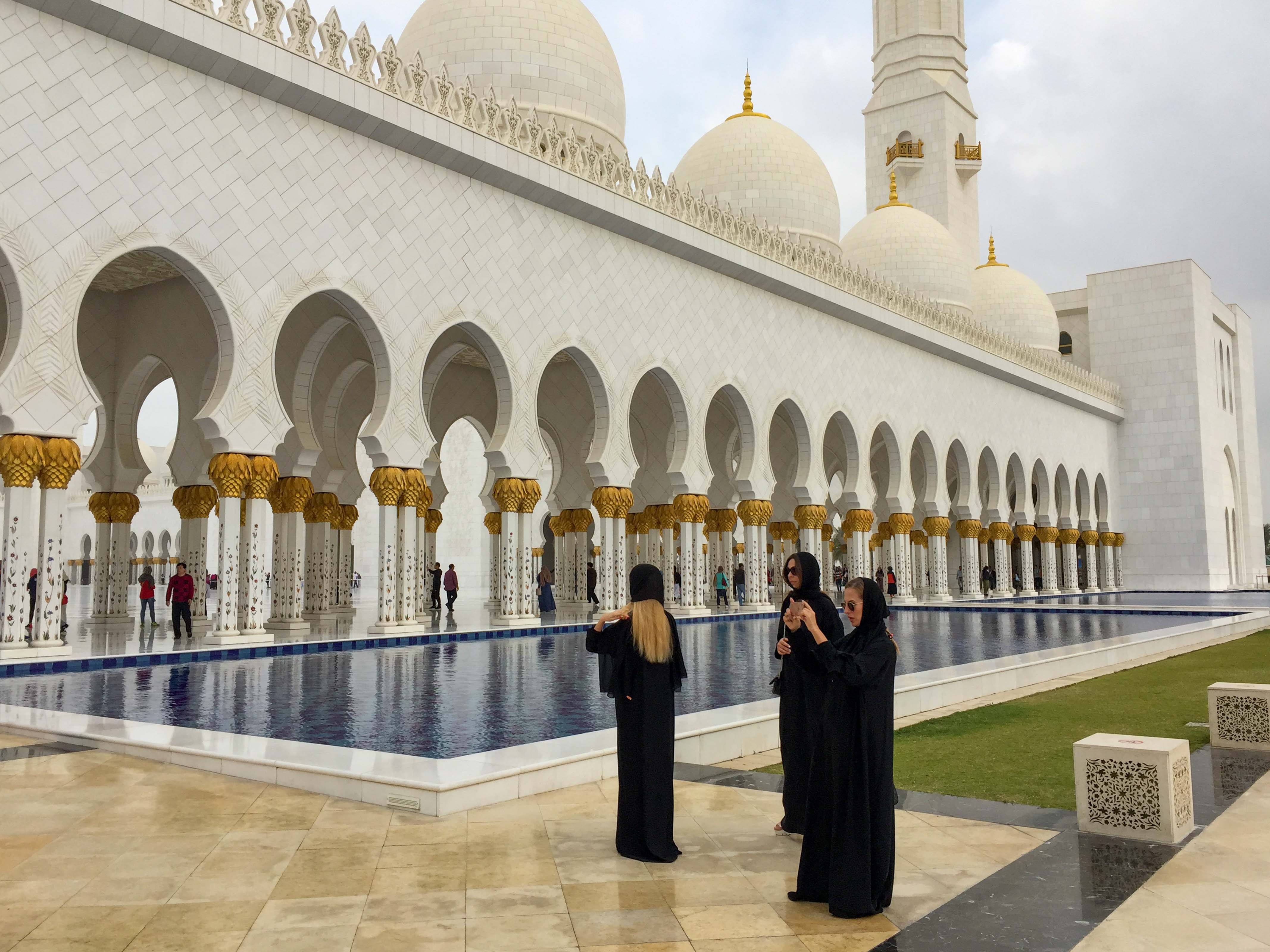 最奢华最漂亮阿布扎比的清真寺,最奢华清真寺谢赫扎伊德