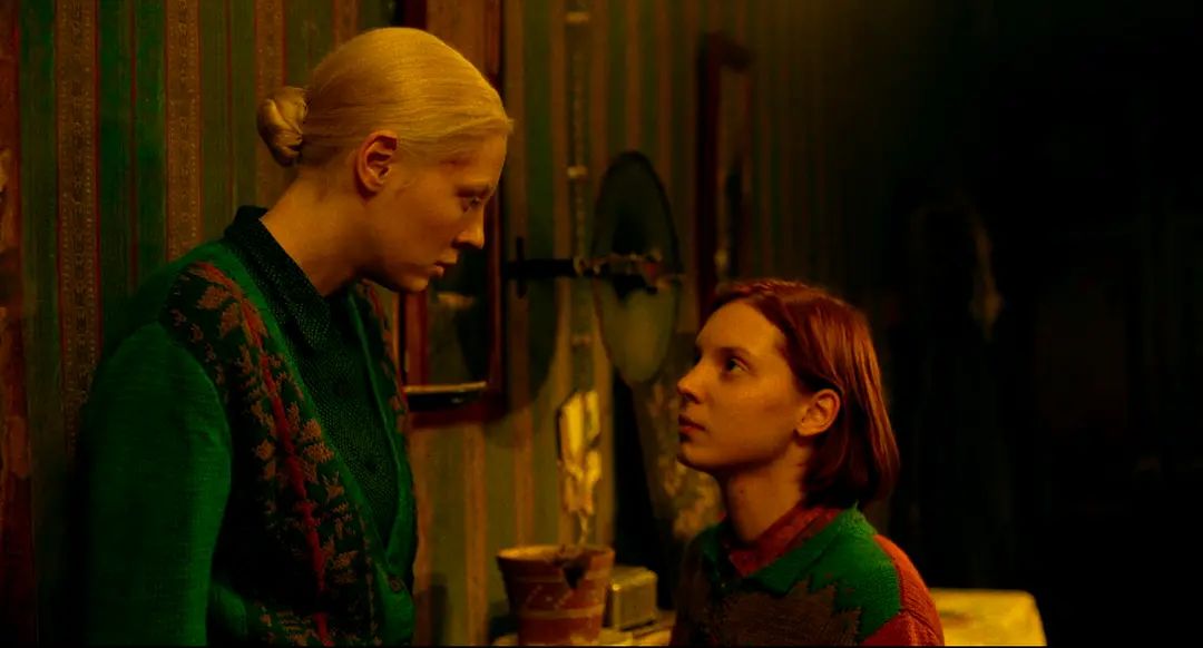 俄罗斯冲奥片，《高个儿》沉重到让人无法呼吸