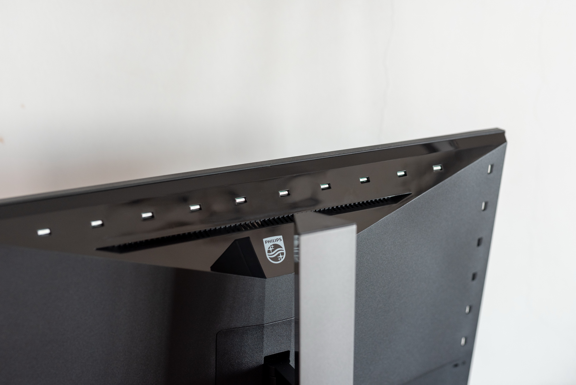 飞利浦55英寸电竞显示器559558,aoc273qxp和飞利浦275m1rzpro对比