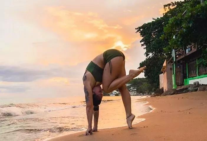 练瑜伽的最佳时间是什么年龄呢,练瑜伽应该多大年纪开始最合适