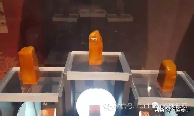 真品田黄及田黄冻石图片大全,天价田黄石及国宝田黄一览