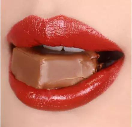 都坐等赵丽颖官宣怀孕？代购却盯着她背后这波流量……