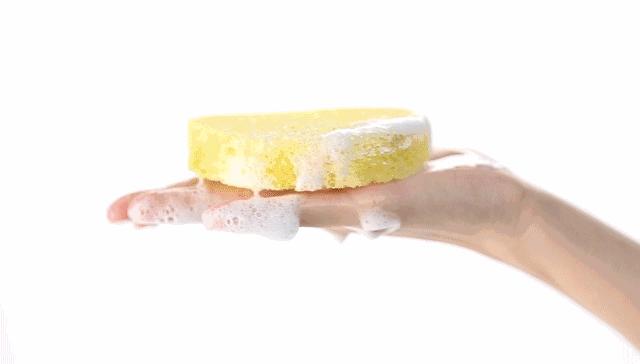 灶台油垢太脏难清洁,灶台油污太重粘一起怎么解决