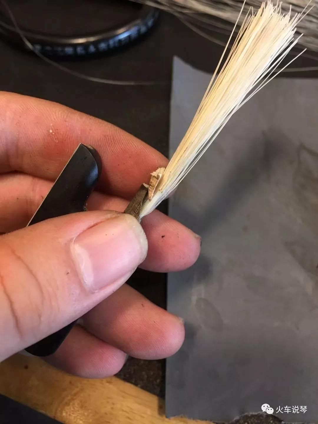 手把手带你学换刃,高档的小提琴弓毛用平了怎么换