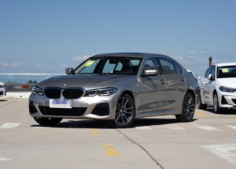 41万提了低配宝马,39万提了辆低配奔驰glc260