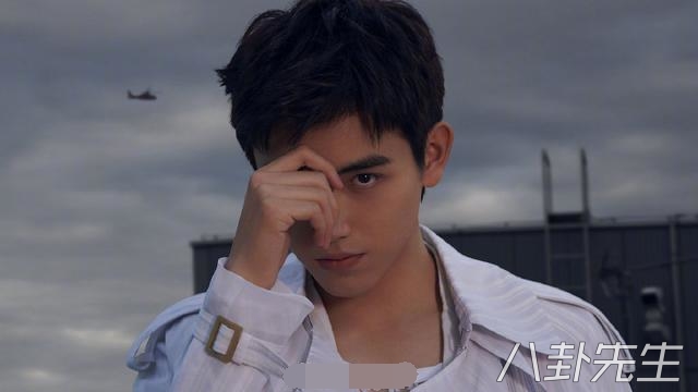 香奈儿官宣代言人,林允是香奈儿全球形象大使