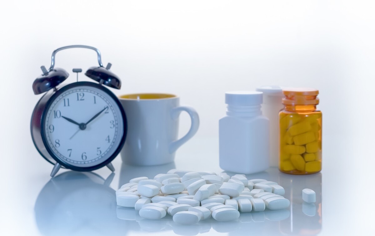 什么钙片补钙效果最好骨质疏松症,老人骨质疏松吃钙片无法补钙