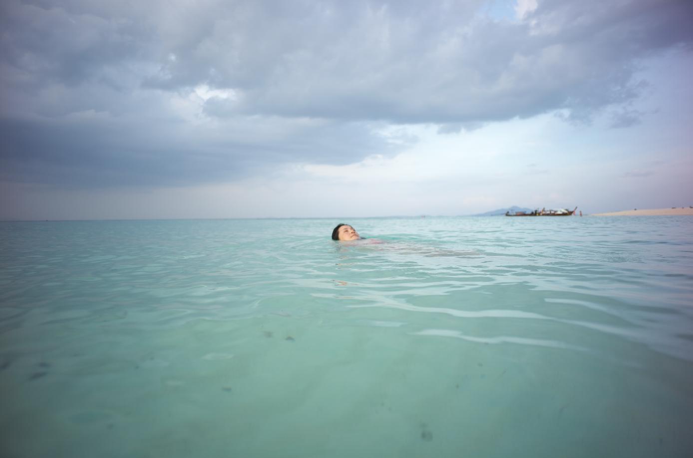 泰国普吉岛斯米兰岛旅游攻略,泰国旅游普吉岛的夏天皮皮岛浮潜