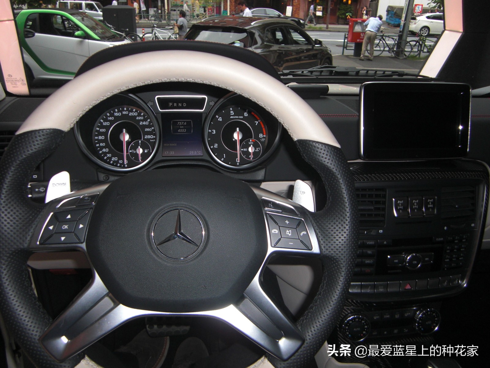 奔驰大g1994老款,奔驰大g有几款车型和价格