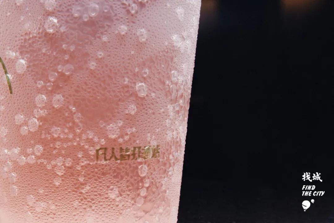 在这家打酒站，我喝到了最放松的一杯精酿