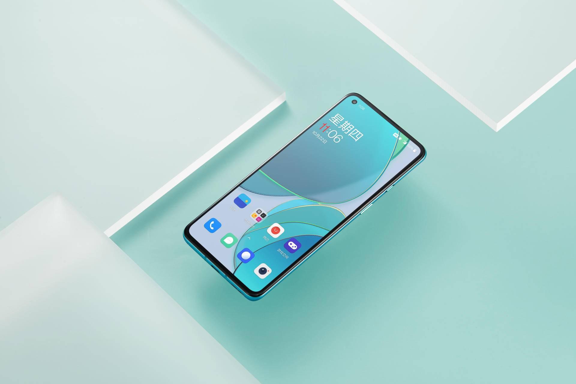 太过真实，朋友圈VS微博内容，哪一个才是花样晒新手机的你？