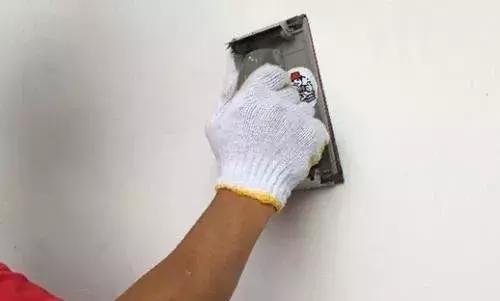 腻子粉底层粉化,腻子粉破皮脱层