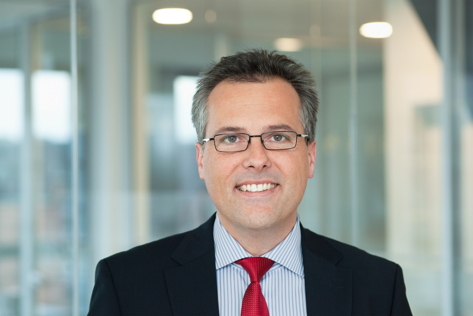 访恩智浦总裁KurtSievers汽车半导体巨头如何布局中国市场?