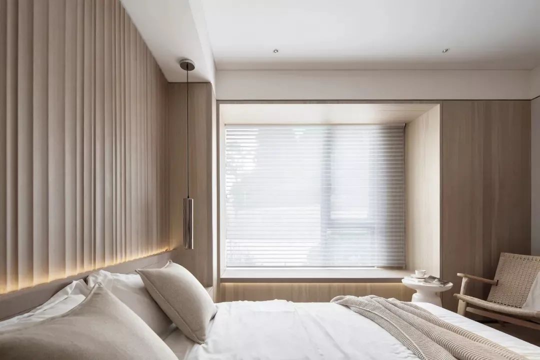 极简小户型装修25方复式,极简风格小复式