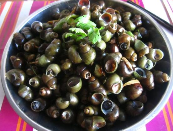 螺蛳粉汤底做法及配方红油,熬螺蛳粉的汤50斤水放多少盐