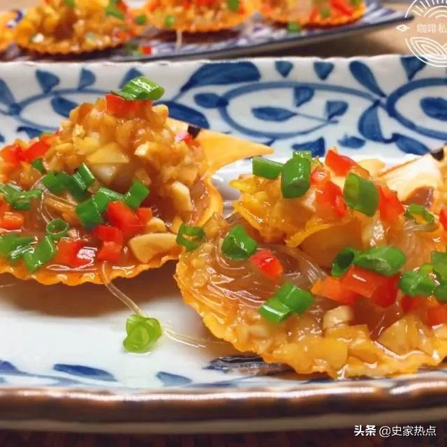 粉丝蒜蓉蒸扇贝自己做省钱又好吃,蒜蓉粉丝蒸扇贝教程清晰