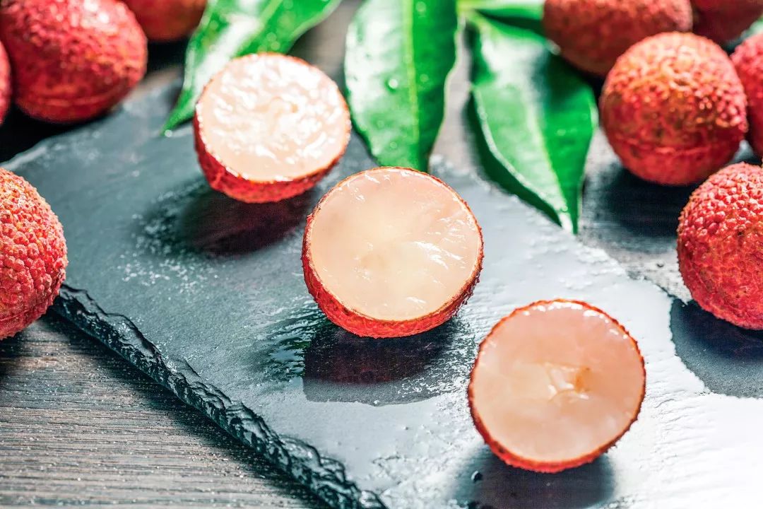 切开菠萝发现不熟怎么办,水果没熟切开了怎么办