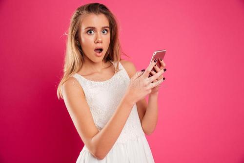 和刚介绍的对象微信聊天怎么聊,和女孩子微信第一次聊天该怎么聊