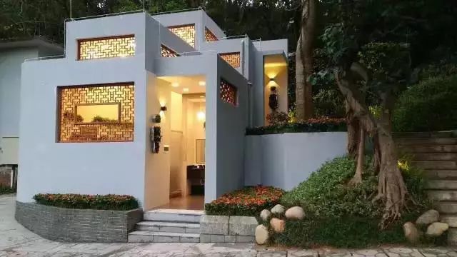 深圳，一个连拉屎都要发朋友圈的城市