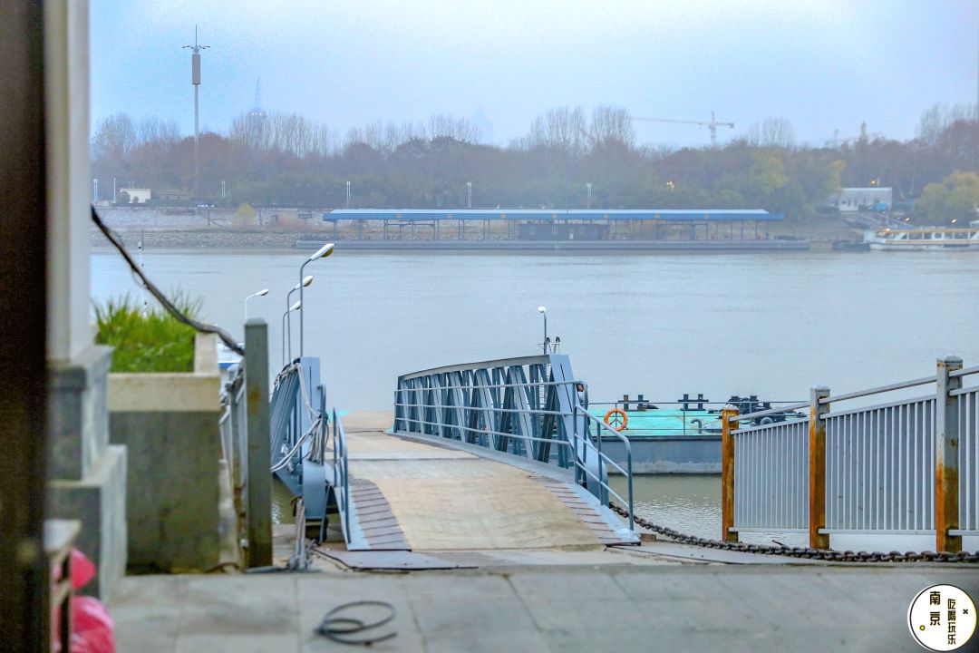 南京为什么房价遍地都贵,南京房价不涨