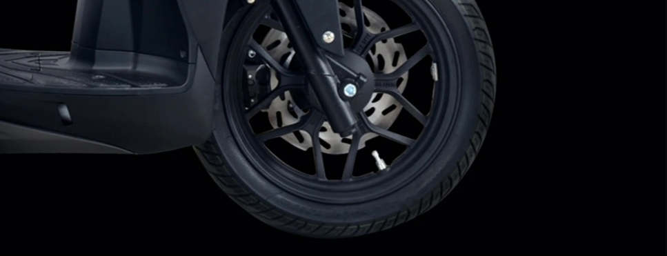 油电混动踏板摩托车,国产摩托车踏板小s