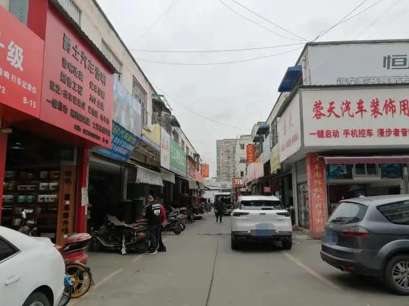 等了十年的搬迁,成都红牌楼西部汽车城好久搬迁