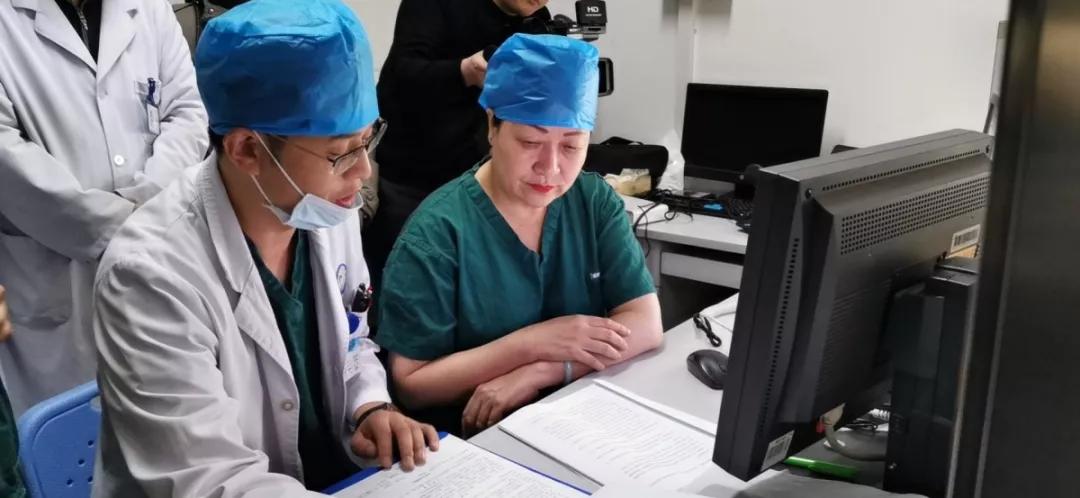 小儿尿道结石如何碎石,小儿尿结石