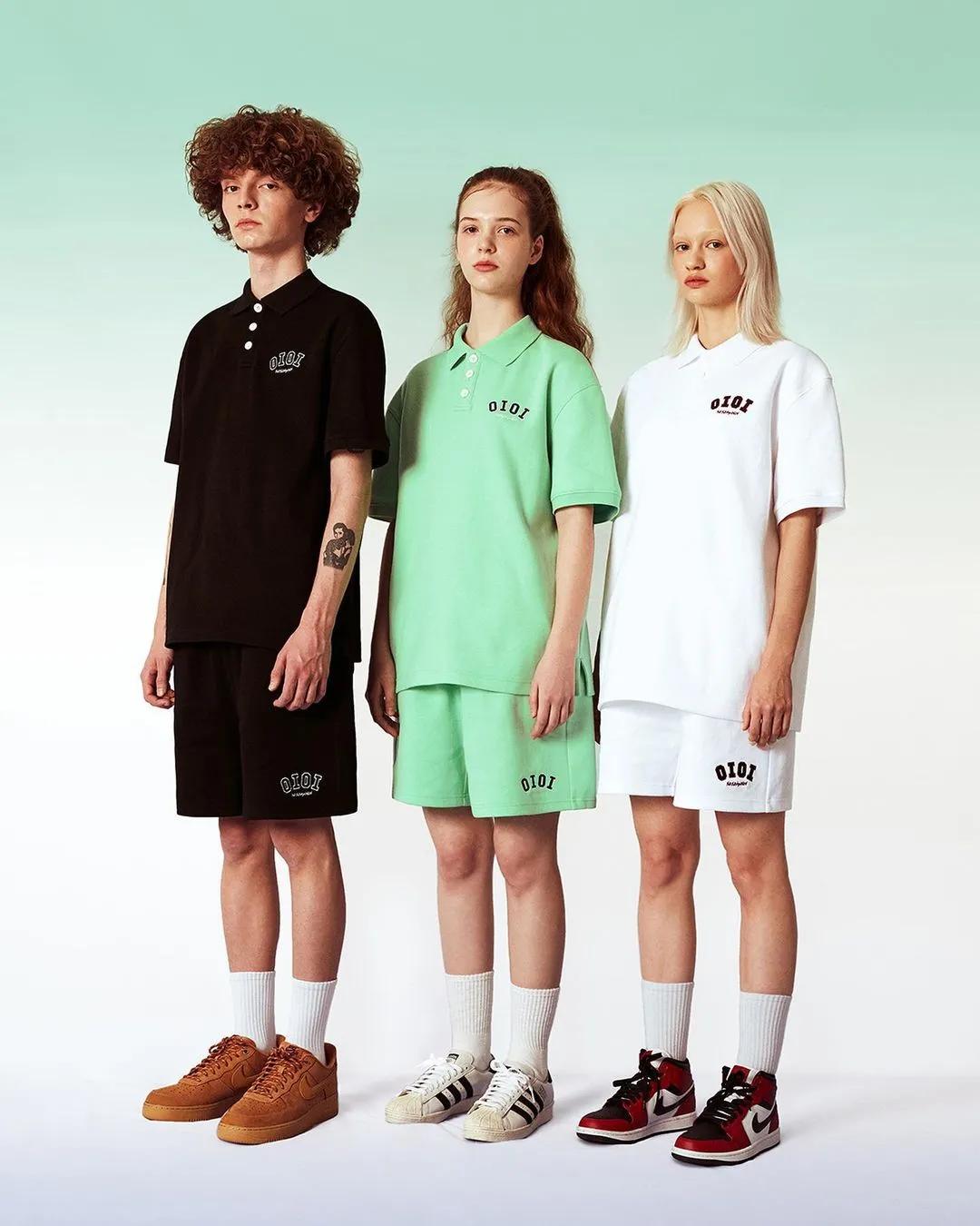 超减龄穿搭法则被杨超越狠狠拿捏,杨超越水手服穿搭