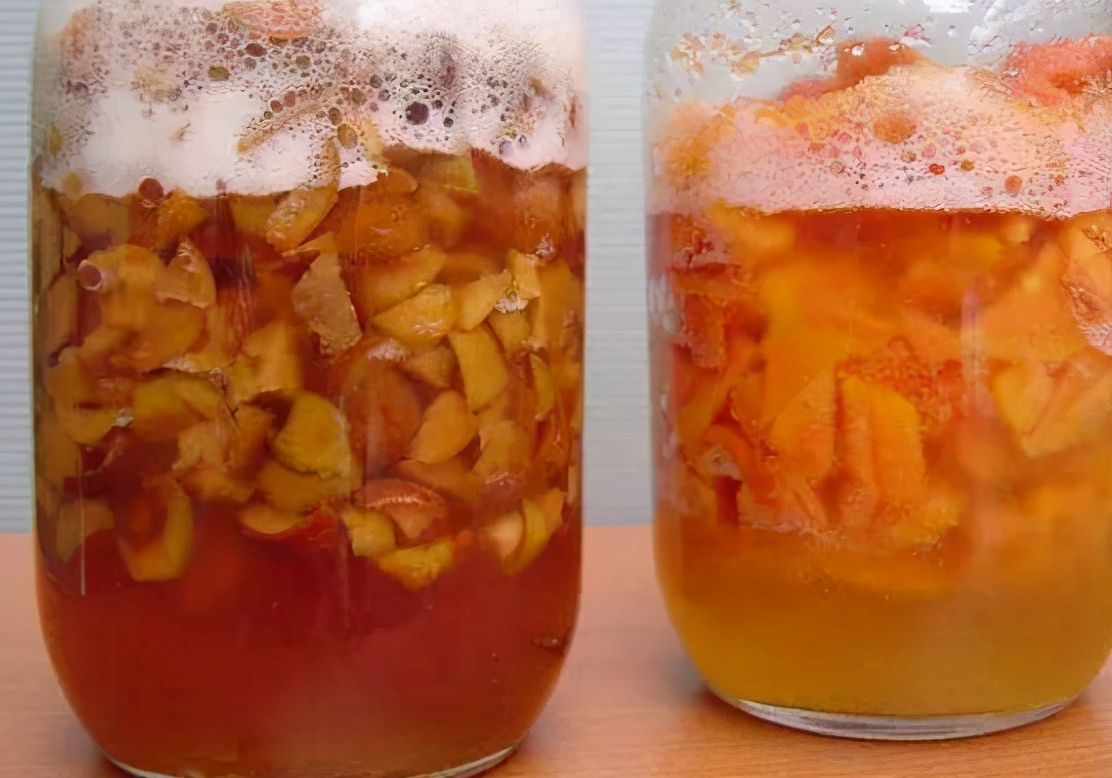 春天到了月季花咋还没开花,到了春天月季的枯叶不掉怎么办