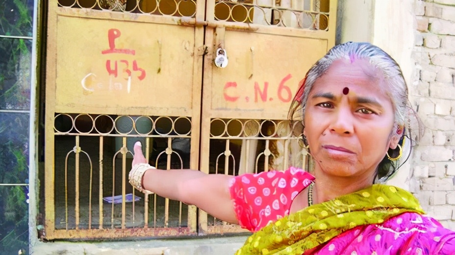 少女杀父母肢解案件,19岁女孩杀父母分尸案件案情简介