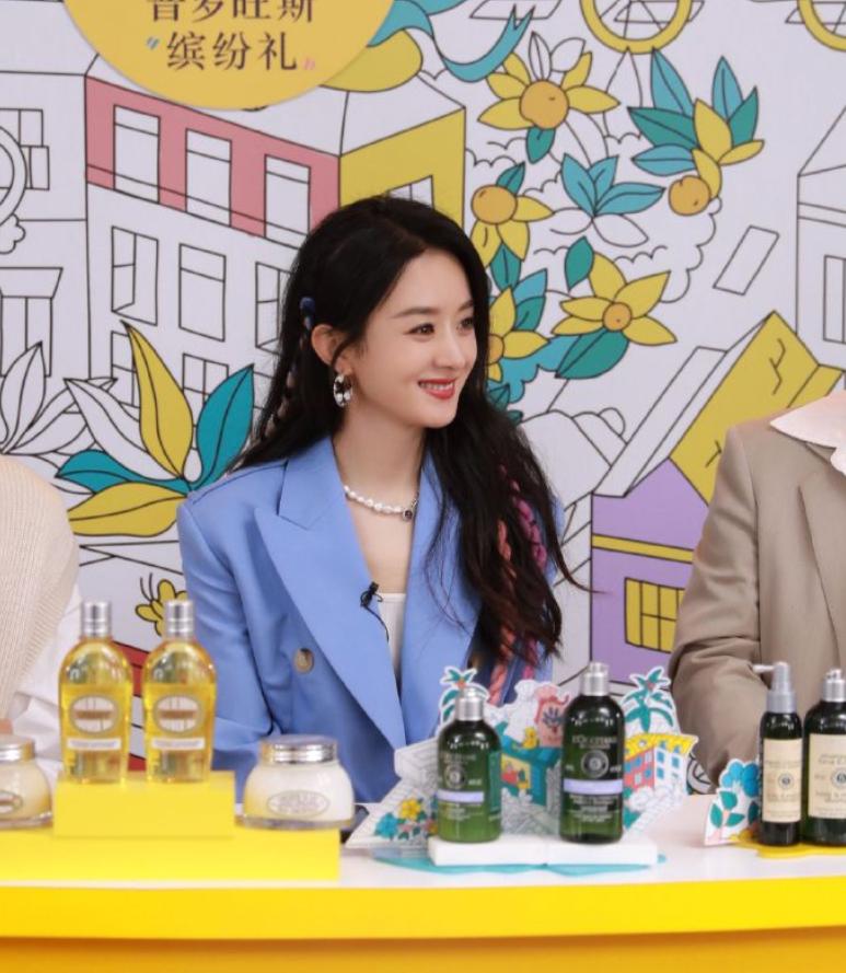 赵丽颖王一博姐弟篇,赵丽颖不识字翻车事件