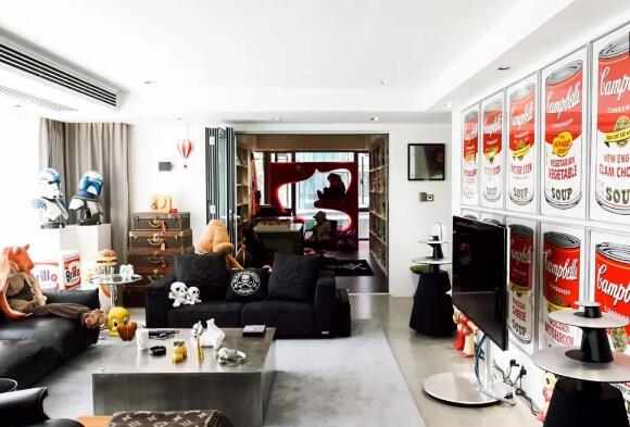 小伙花千万买车,小伙花千万买的别墅