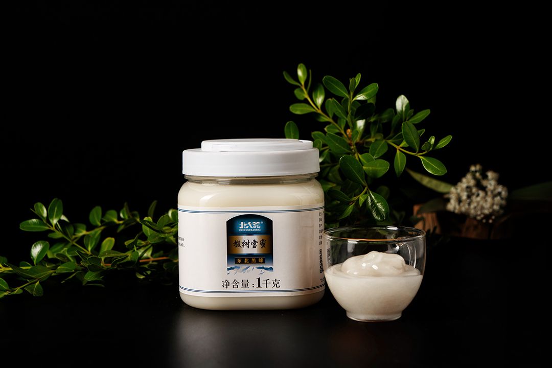 长白山脚下的纯天然椴树雪蜜,北大荒椴雪蜜