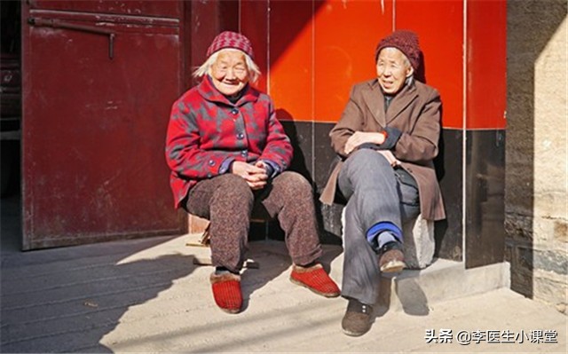 老年人补钙对骨关节有帮助吗,老年骨关节炎是否要补充钙d