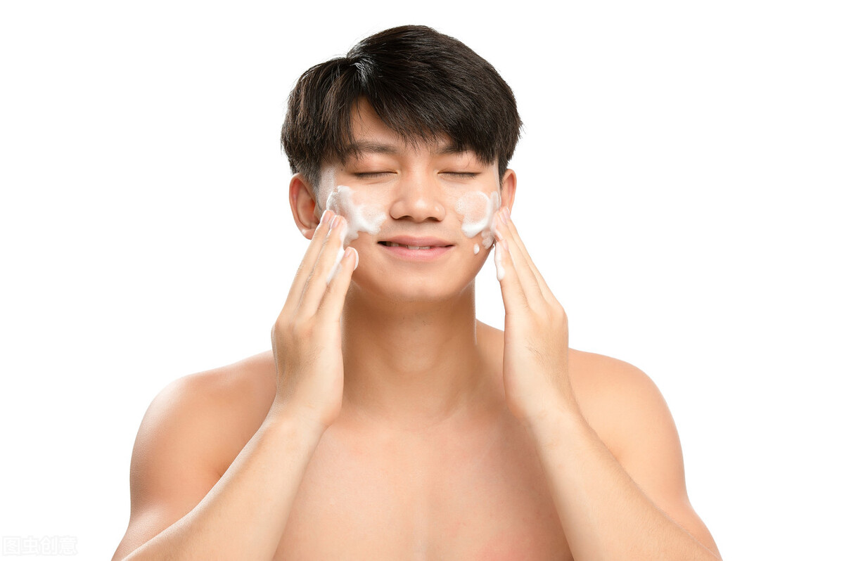 男士护肤保湿小知识,秋冬季节男士护肤补水保湿很重要