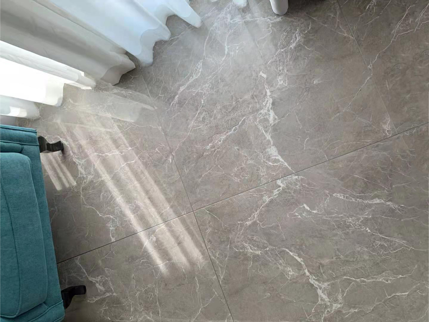 美缝选什么材料环氧彩砂和美缝剂,美缝剂一定要胶枪吗