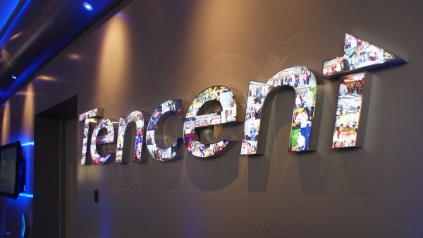 rog2对比iphone11,iphone11和rog3玩吃鸡